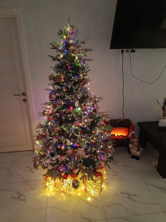 Дом с теплым бассейном и баней