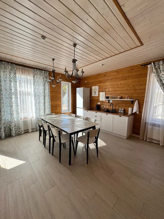 Дом на берегу Волги с баней бочкой