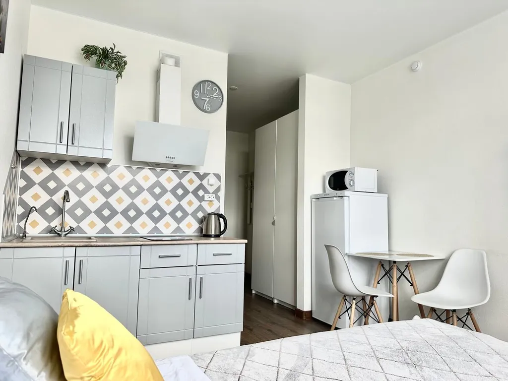 Квартира Студия возле Ситимолла — Тюмень