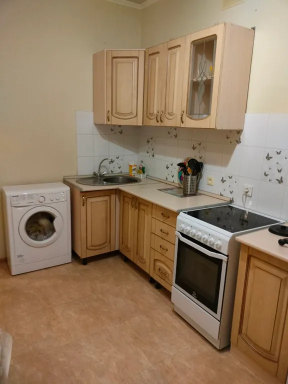 Квартира возле Микрохирургии глаза, ЦДХ, Губкинского университета