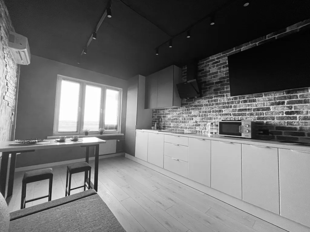 У нас очень тихие и очень хорошие соседи, вам никто не помешает