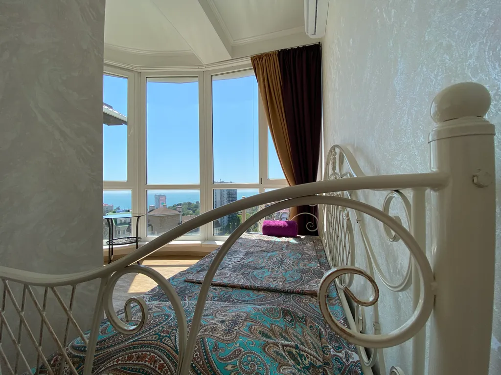 Квартира с видом на море