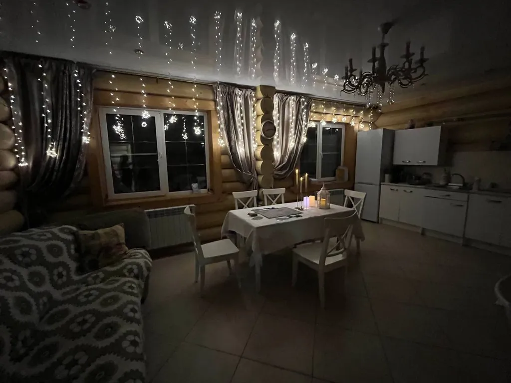 Большой дом с русской баней на дровах и чаном в Зелёном городе