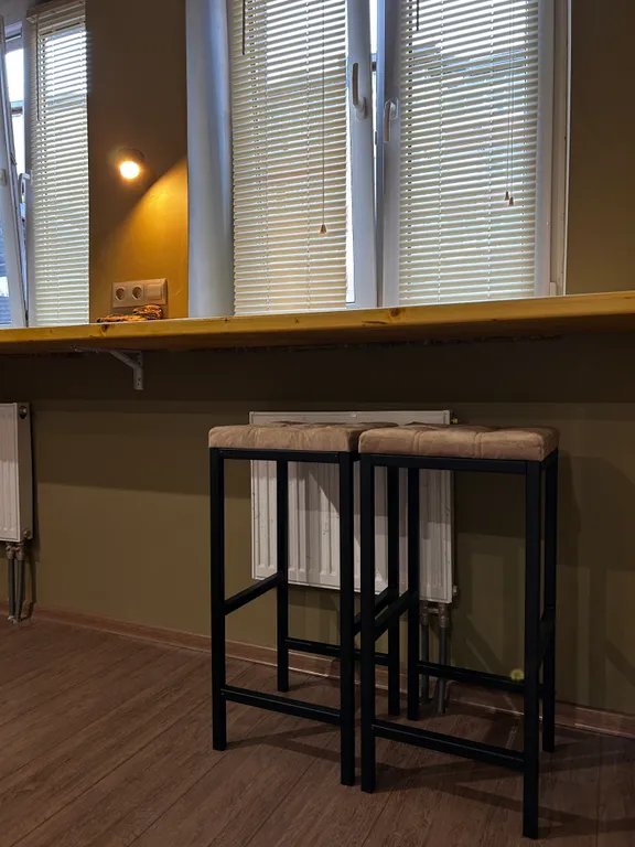 Студия с дизайнерским ремонтом