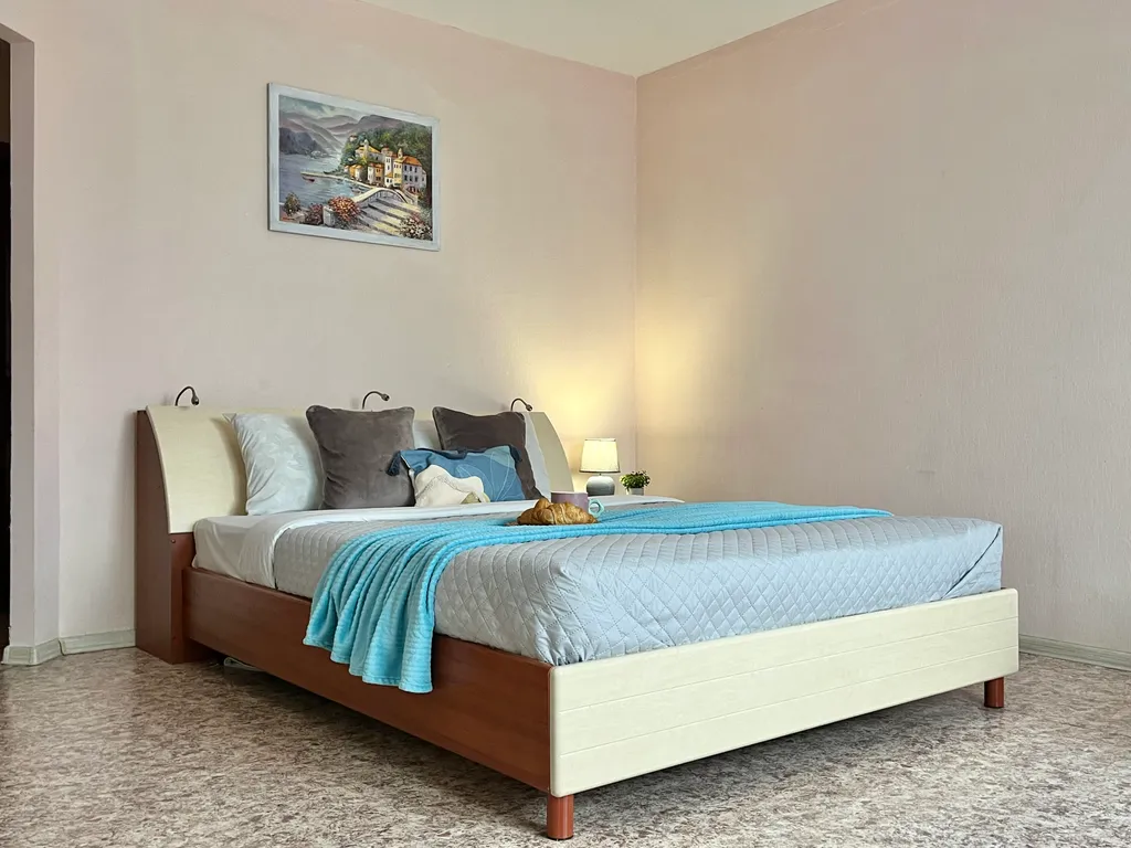 Квартира Уютная, просторная, светлая однокомнатная квартира — Красноярск