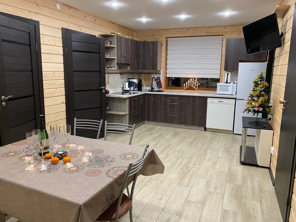 Частный дом на берегу Ладожского озера