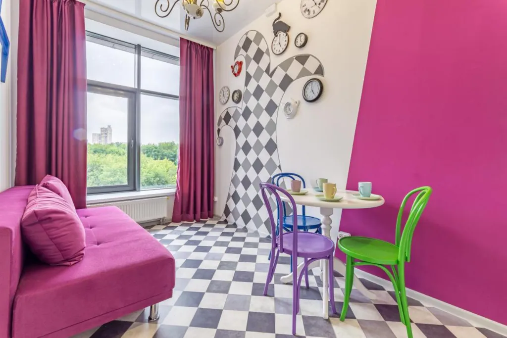 1-к квартира в стиле Алисы в стране чудес — аренда посуточно в Екатеринбург