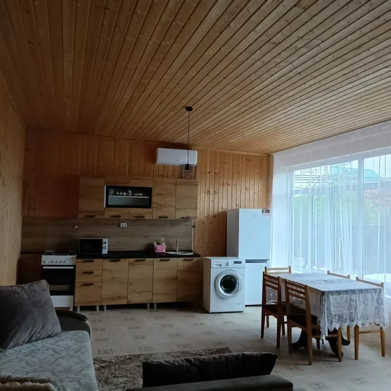 Уютный домик у моря