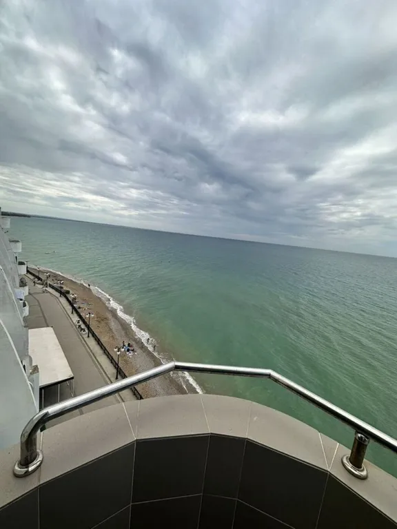 Квартира с мансардой и видом на море