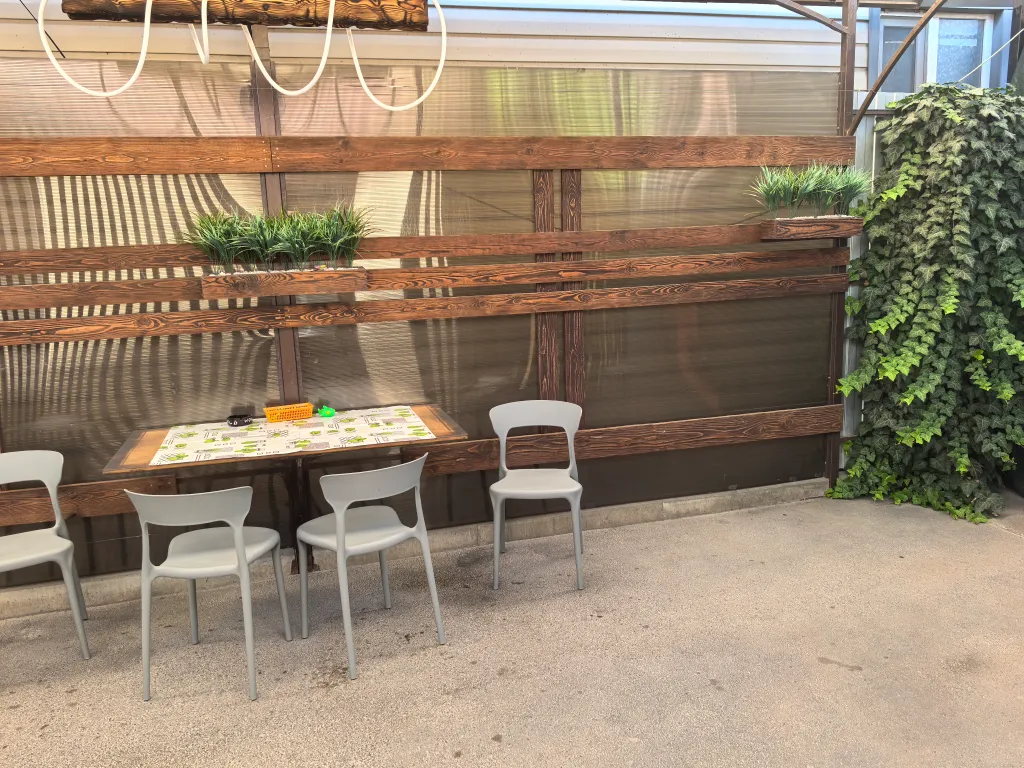 Домик с дизайнерским интерьером