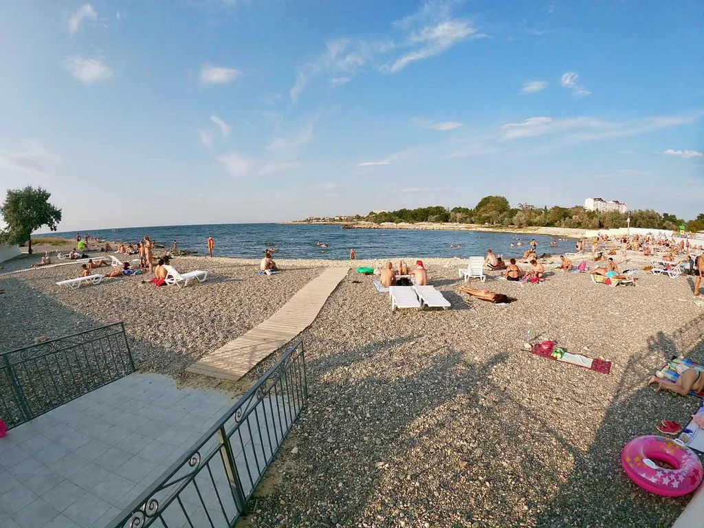 Апартаменты с видом на море в первой линии