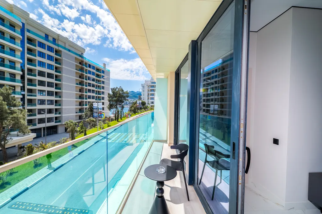 Видовая квартира на первой линии от моря