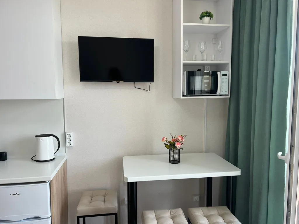 27 Студия с бассейнами