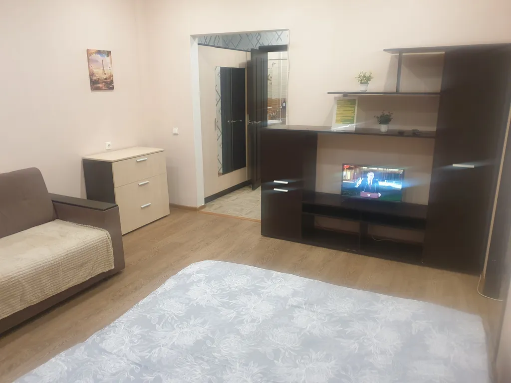 Аэропорт рядом, цена минимум