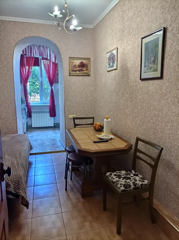 Квартира Уютная квартира с небольшой зеленой зоной отдыха — Евпатория