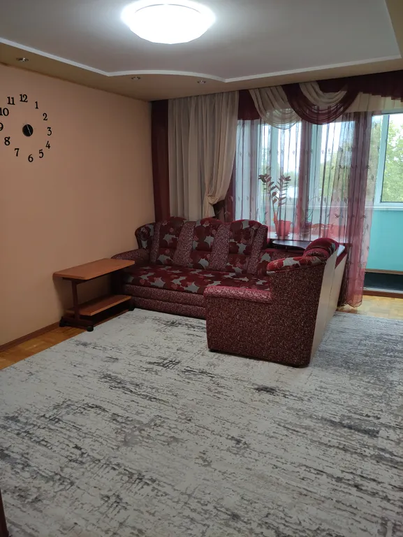 Уютная двухкомнатная квартира в спальном районе