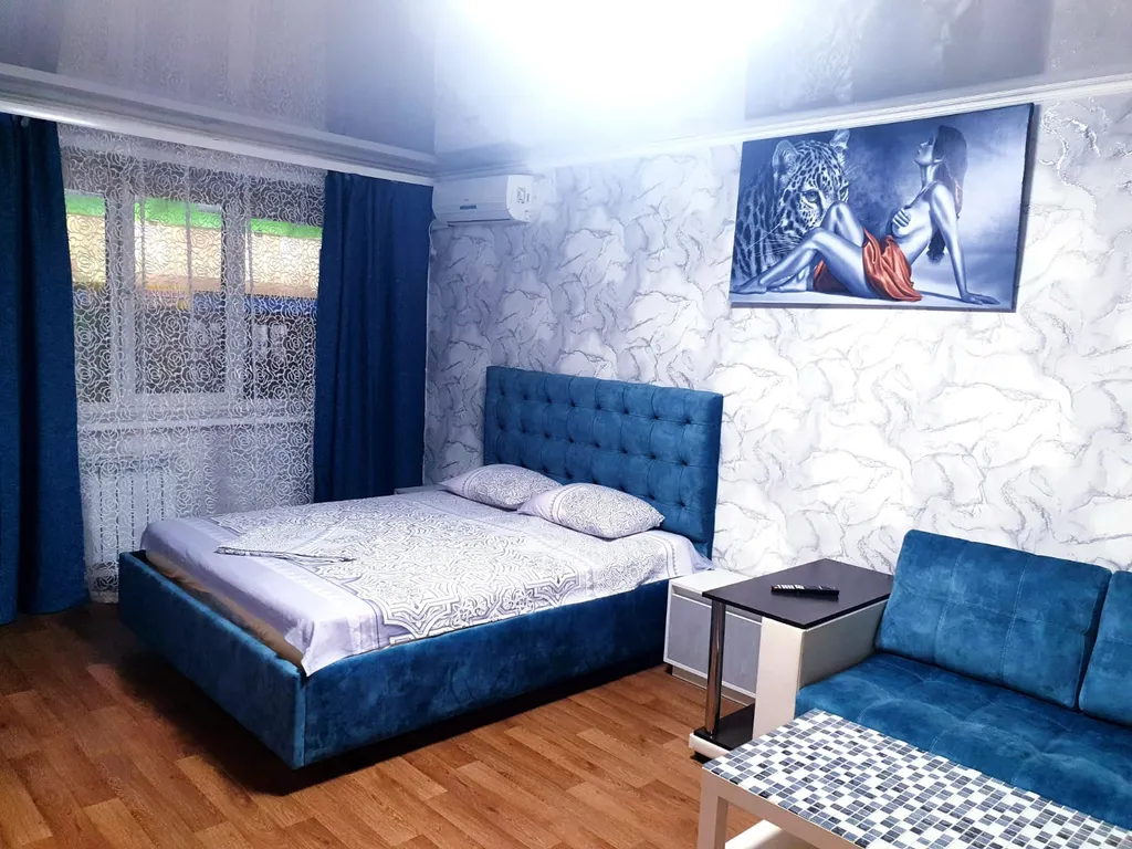 Квартира В самом центре города — аренда посуточно в Орск