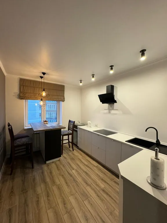 Современная квартира в лучшем районе города — аренда посуточно в Брянск