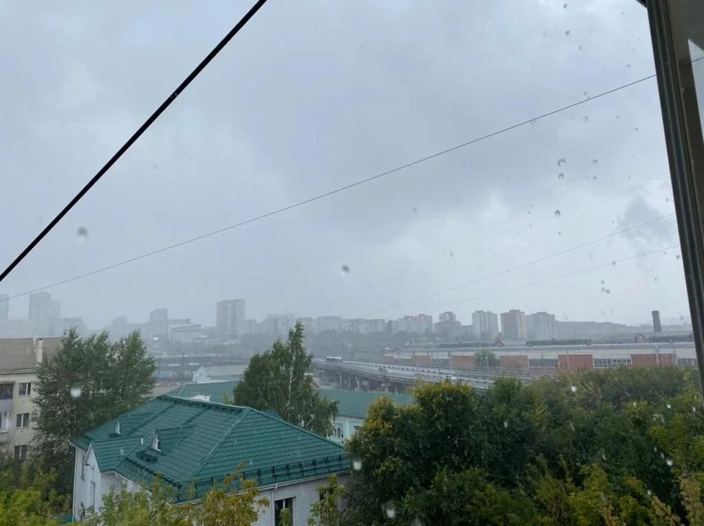 Квартира Двухкомнатная квартира рядом с ЖД Вокзалом — Красноярск