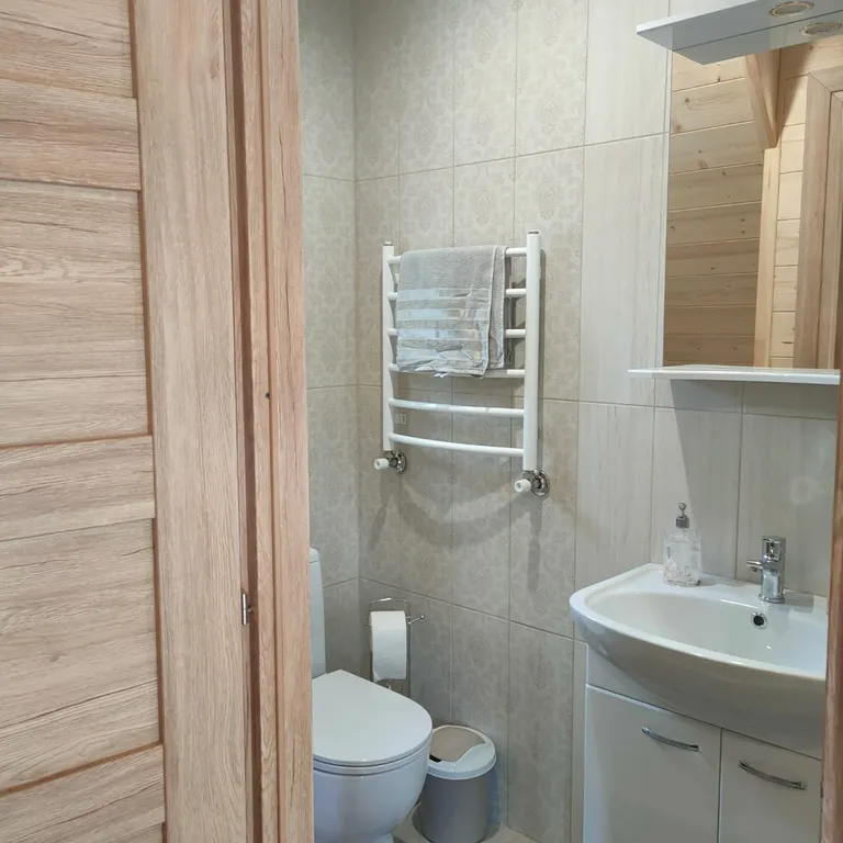 Таунхаус на 2 квартиры около моря