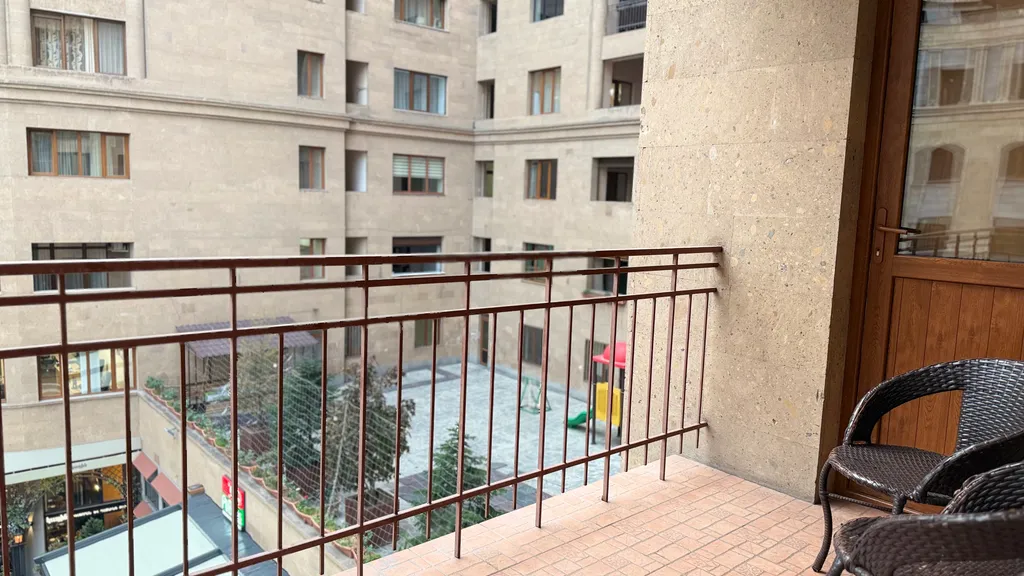 Семейные апартаменты с 2 спальнями и видом на город в центре