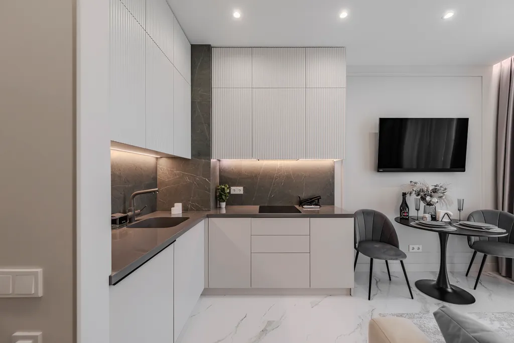 Стильная квартира в ЖК бизнес-класса с бассейном