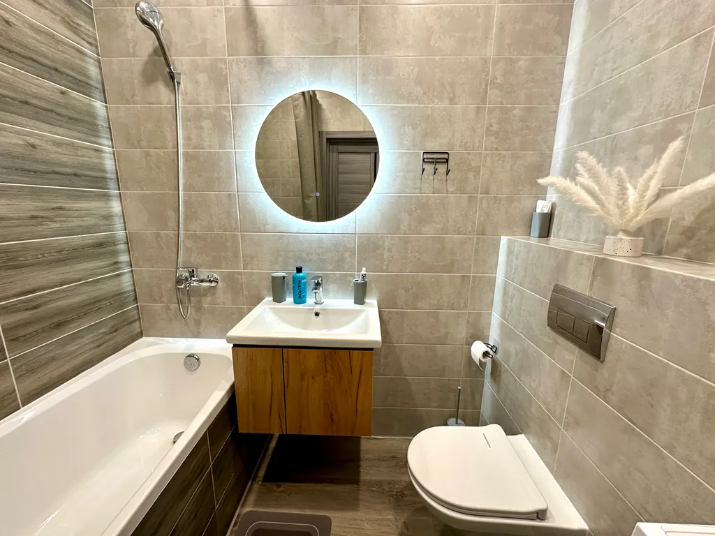 Квартира Апартаменты Эвкалипт с дизайнерским ремонтом в современном районе — Тюмень