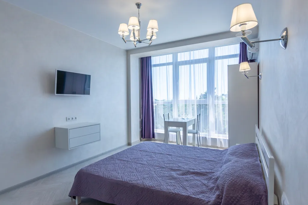 Квартира Комфортная, светлая, уютная студия. Шаговой 150-300метров к набережной — аренда посуточно в Алушта