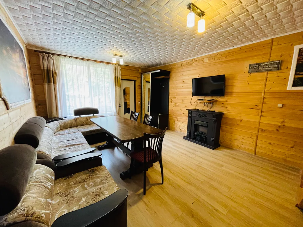 Домик с 3 спальнями на 6 человек