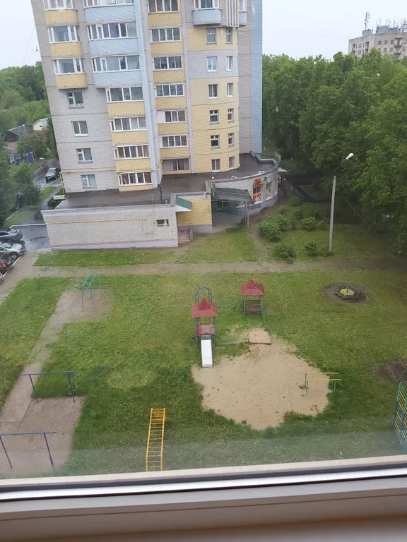 Большая квартира в начале города рядом с автовокзалом и парком