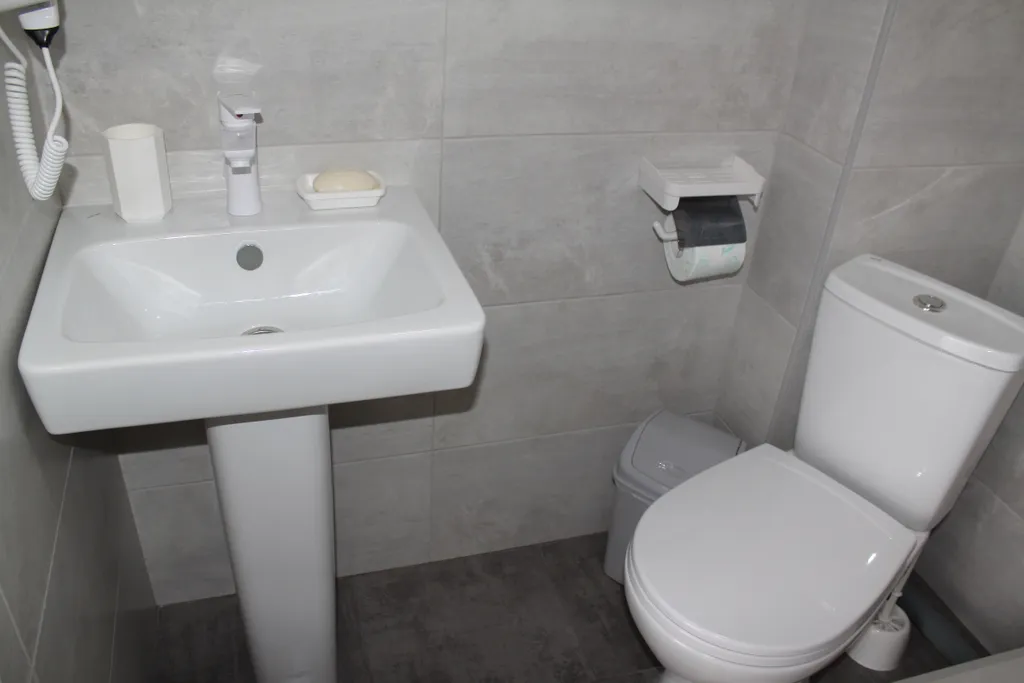 Четырехместный номер комфорт в 100 метрах от моря