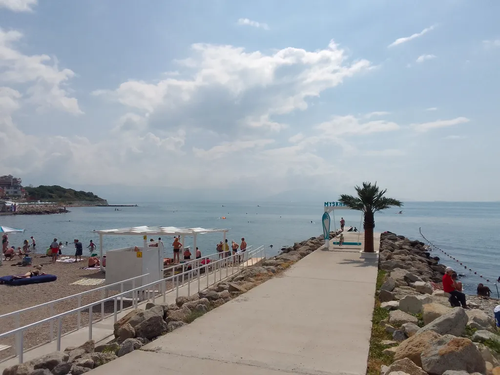 Квартира возле моря