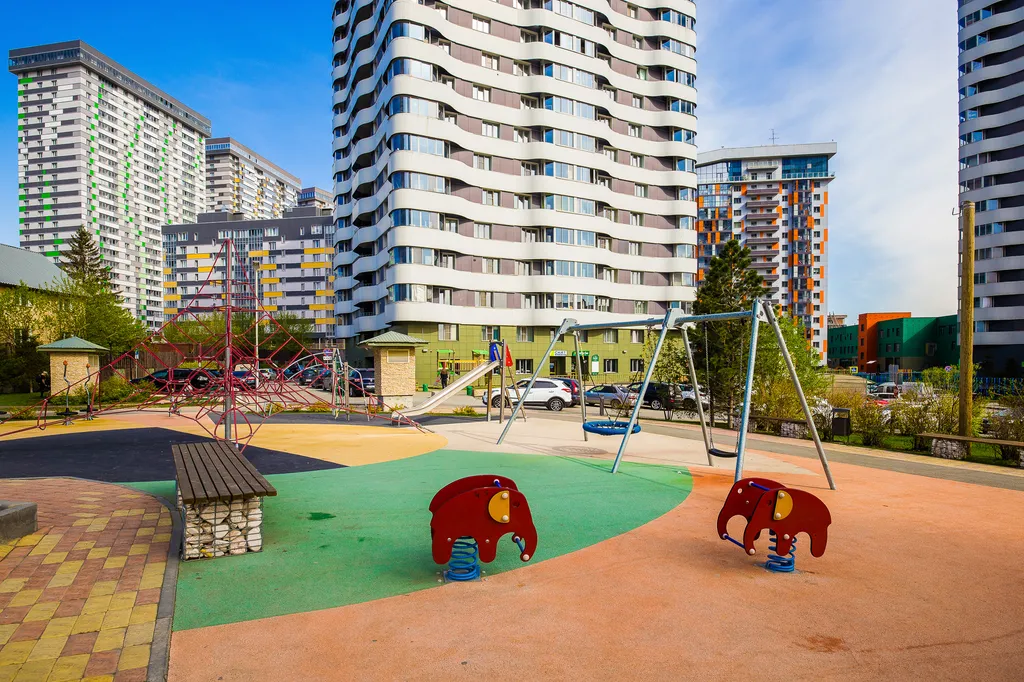 Большая двухкомнатная квартира в центре