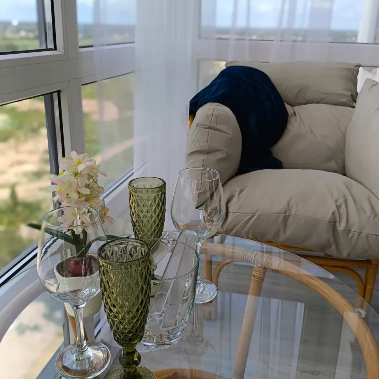 Уютная видовая современная квартира