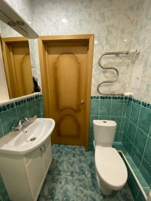 Просторная 3-комнатная квартира в центре. Новый ЖК. Установлен БОЙЛЕР.