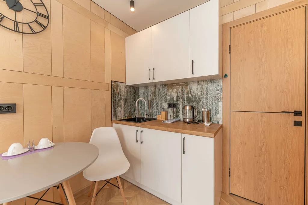 Посуточная аренда уютного домика для двоих у озера