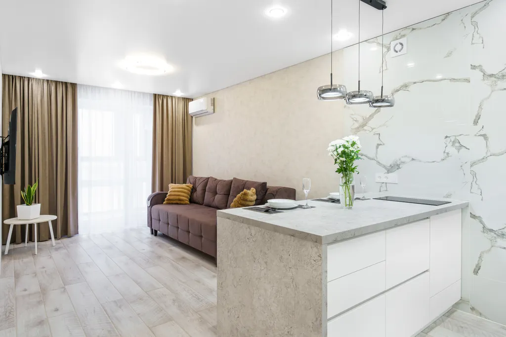 Good Night на Иванова 21