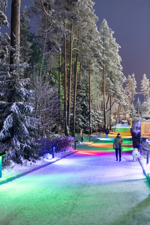 Апартамент с двумя спальнями и большим балконом у курорта