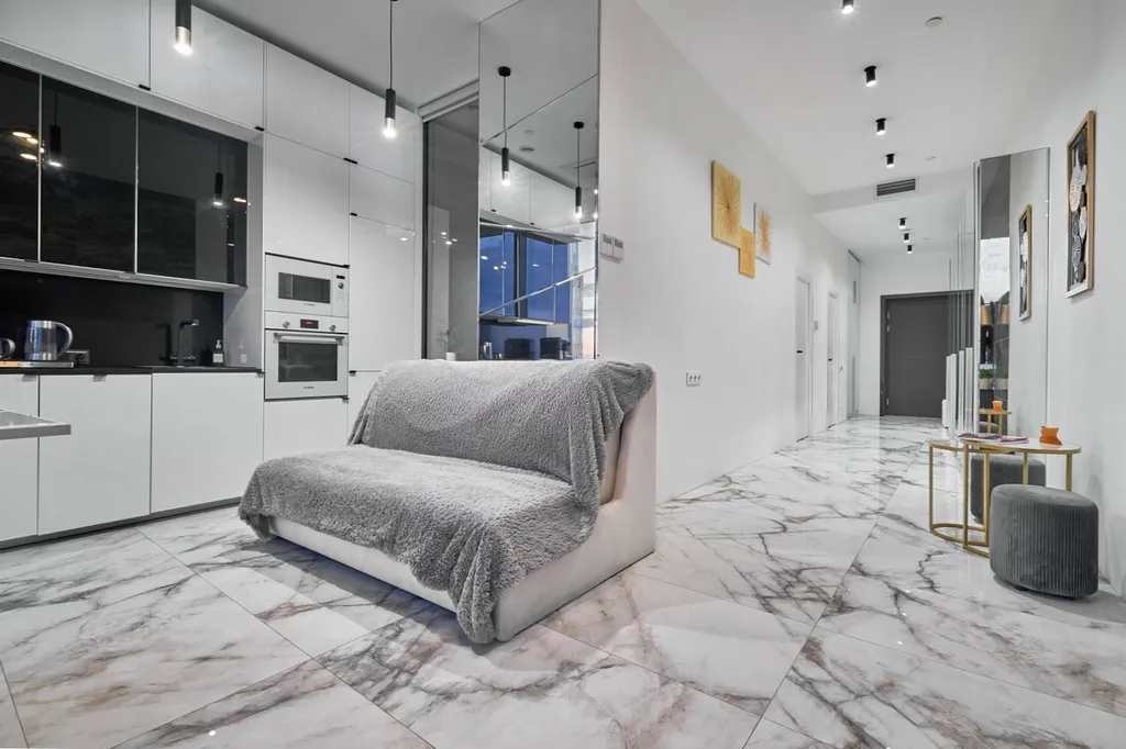 Sky City Moscow 80 этаж Выше облаков, очень ценный и редкий вид