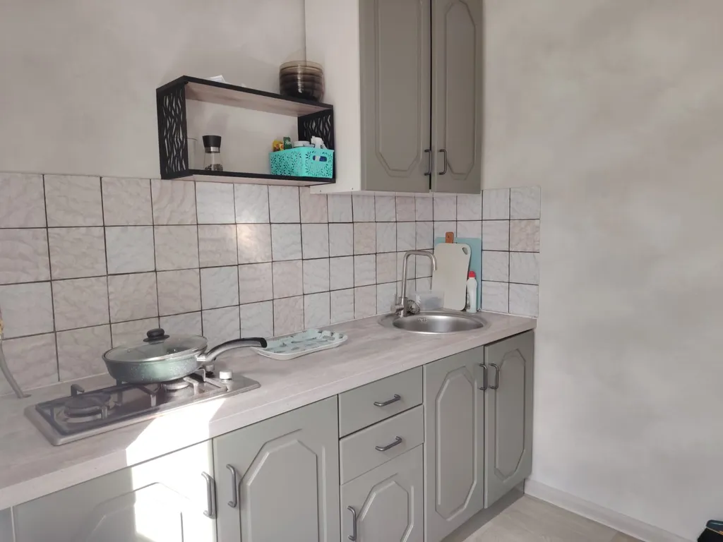 Квартира Двухкомнатная квартира, 3 отдельных кровати — Колпино