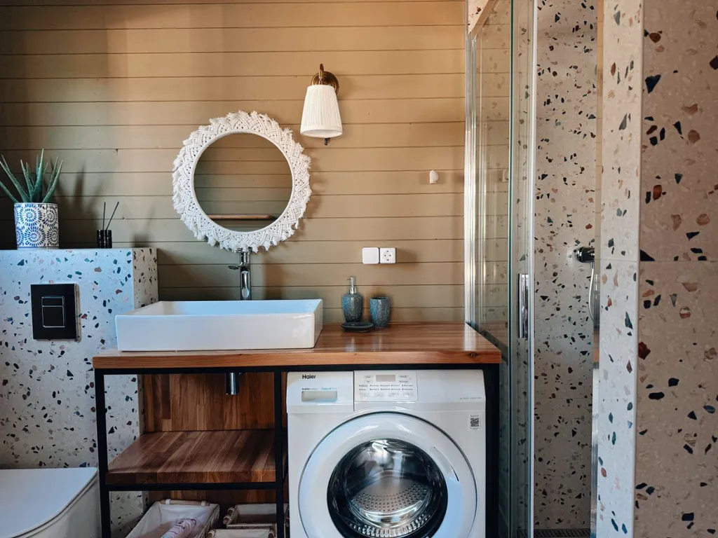 Дом Тишина в горах с горячей купелью на берегу живописной реки