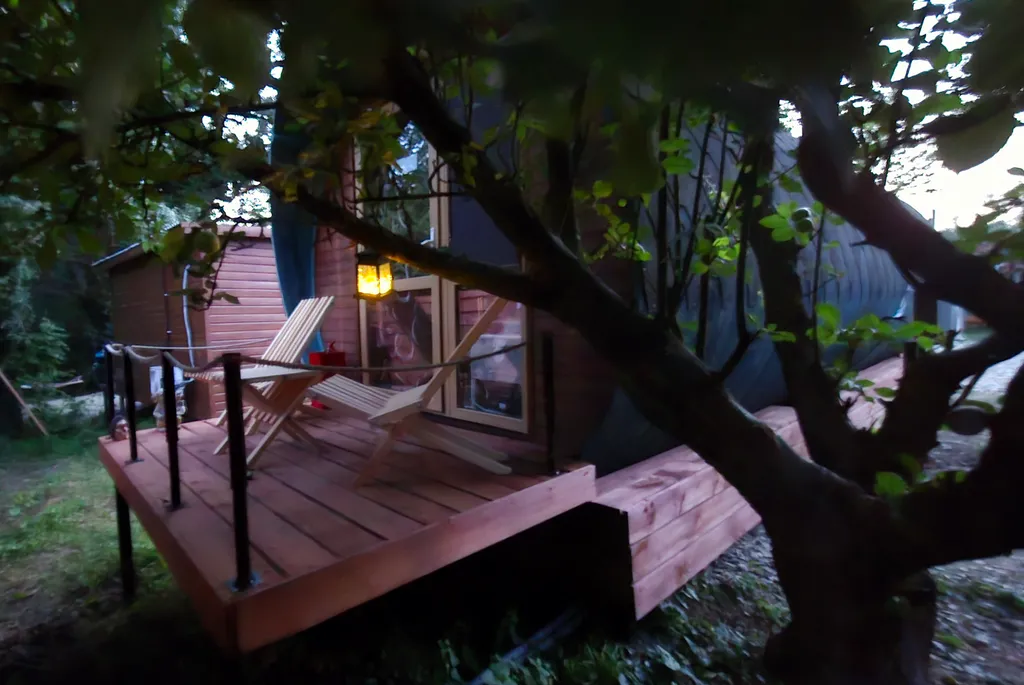 Уютный двухкомнатный Ролл-дом