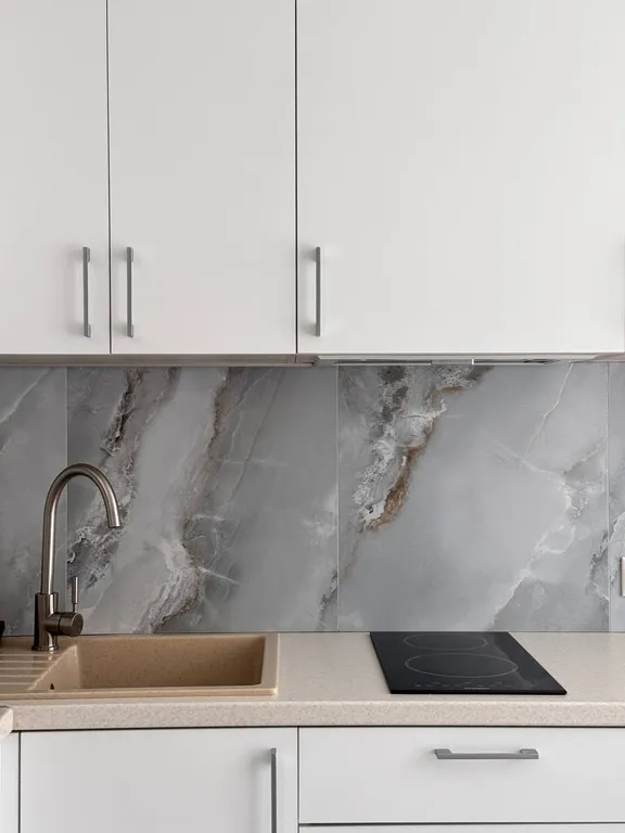 Студия с балконом