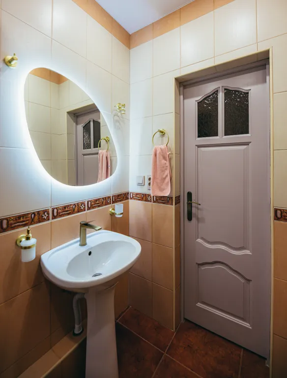 Комфортный дом в центре города, рядом с Верхним озером