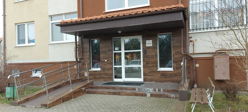 Уютная квартира в тихом районе, альпен парк 15 минут пешком до моря