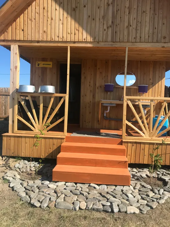 Уютная база отдыха на Байкале