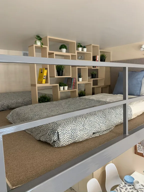 Студия со вторым ярусом