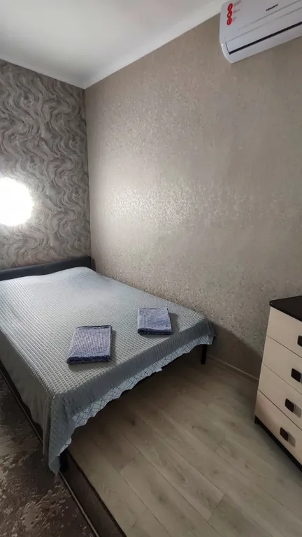 Двухкомнатной номер с удобствами, балконом и большим двором