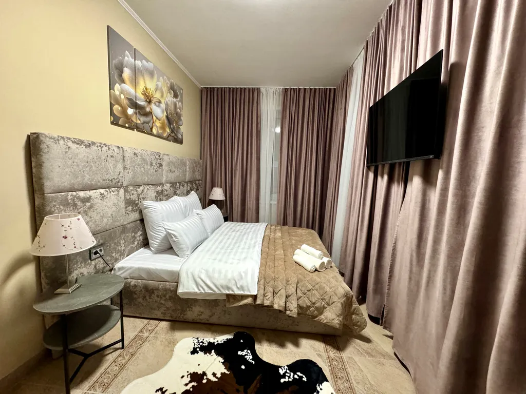 Двухместный улучшенный номер с 1 кроватью (6)