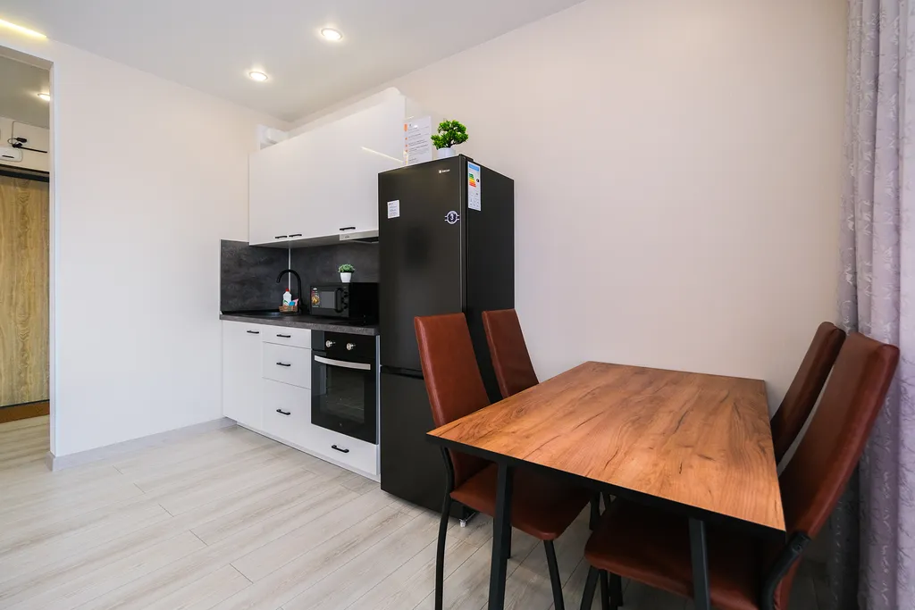 Квартира Уютная 3-комнатная квартира на 6 человек с заселением на адресе — Новосибирск